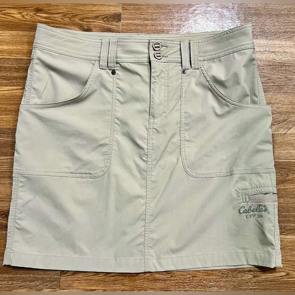 Cabela’s lightweight khaki athletic trail skirt UPF 30 pockets size 12 EUC - Picture 6 of 7